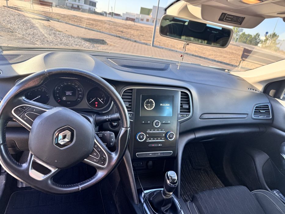 Renault Mégan Sport Tourer — photo 2