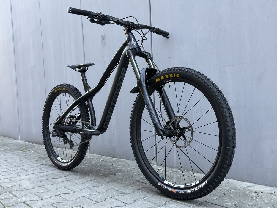 *NOWY* Dartmoor Hornet PRO