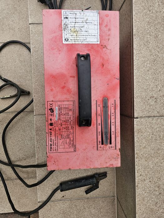 Spawarka elektrodowa TWM-40/140