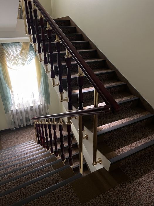 Продається будинок, район ресторану "Фаберже"