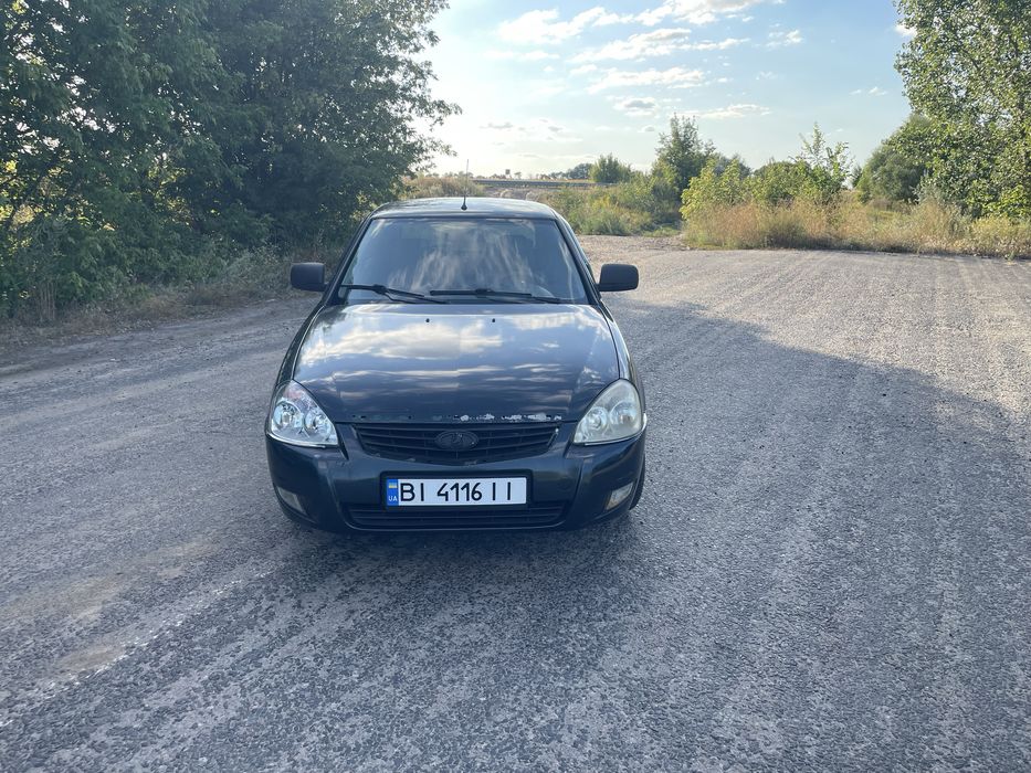 Priora ( Приора ) 2013 року , в хорошому стані .