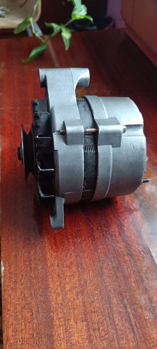 Займаюсь ремонтом та реставрацією генераторів.