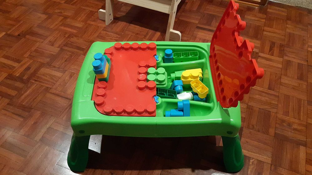 Mesa legos Molto blocks
