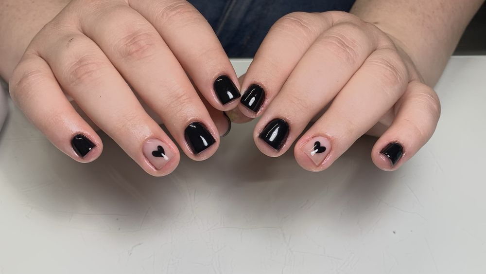 Milena silva (Nail designer / Manicure)