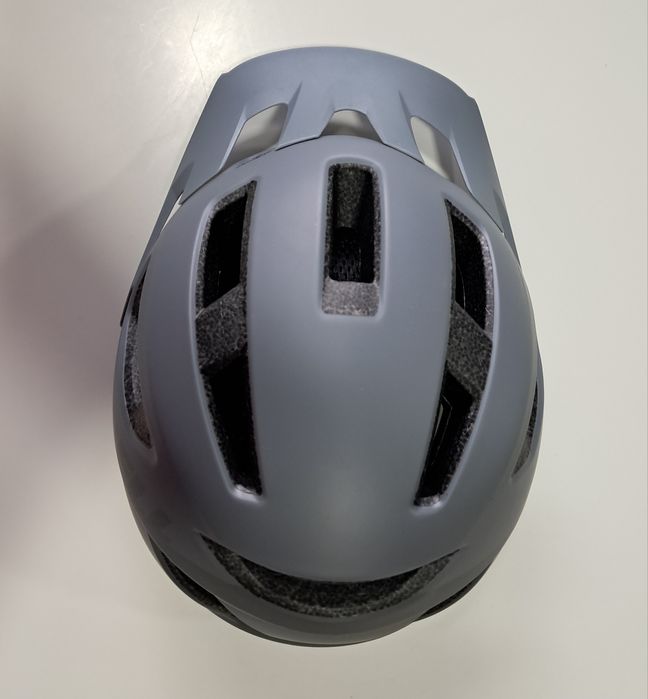 Capacete Influx Bell - MIPS cor cinzento