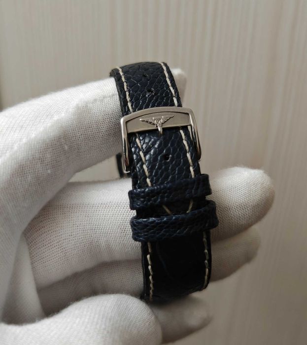 Чоловічий годинник Longines L3.632.4 LungoMare 39.5mm 100m