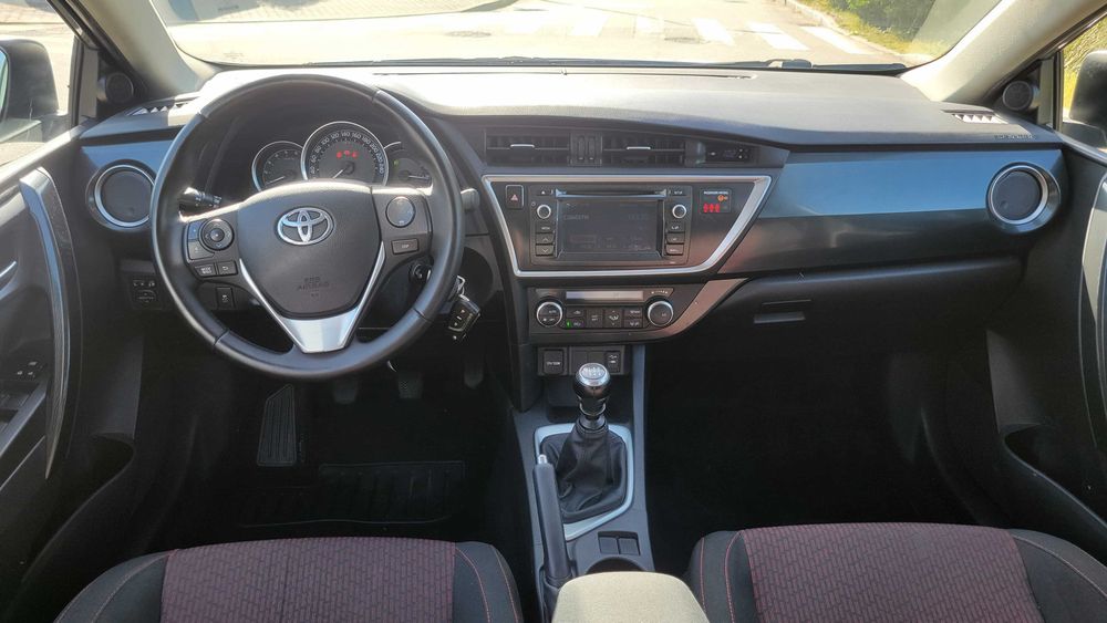 Toyota Auris Touring Sports 1.4 D-40