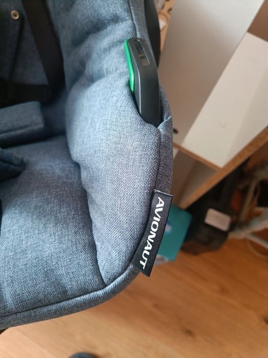 Fotelik nosidełko dla noworodka jak nowy