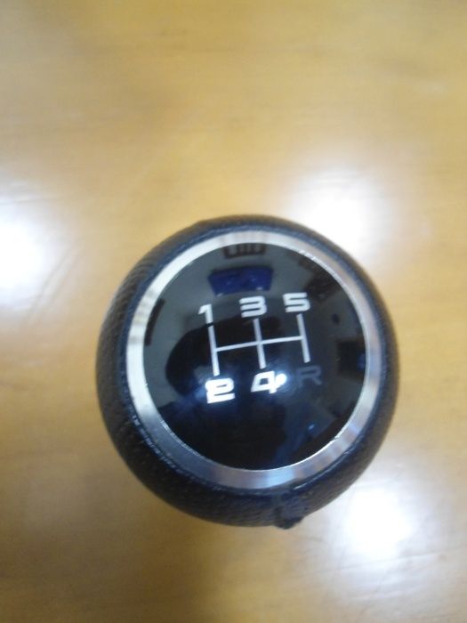 moca/manipulo de velocidades , em pele , passat