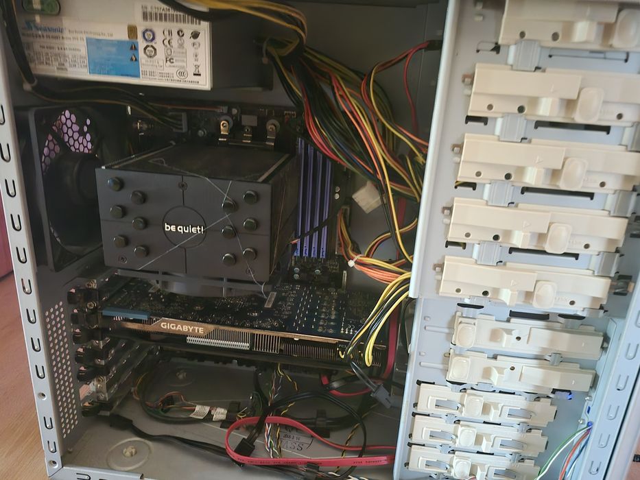 Komputer Stacjonarny Cooler Master, 16GB RAM, Grafika Radeon HD 7900, SSD