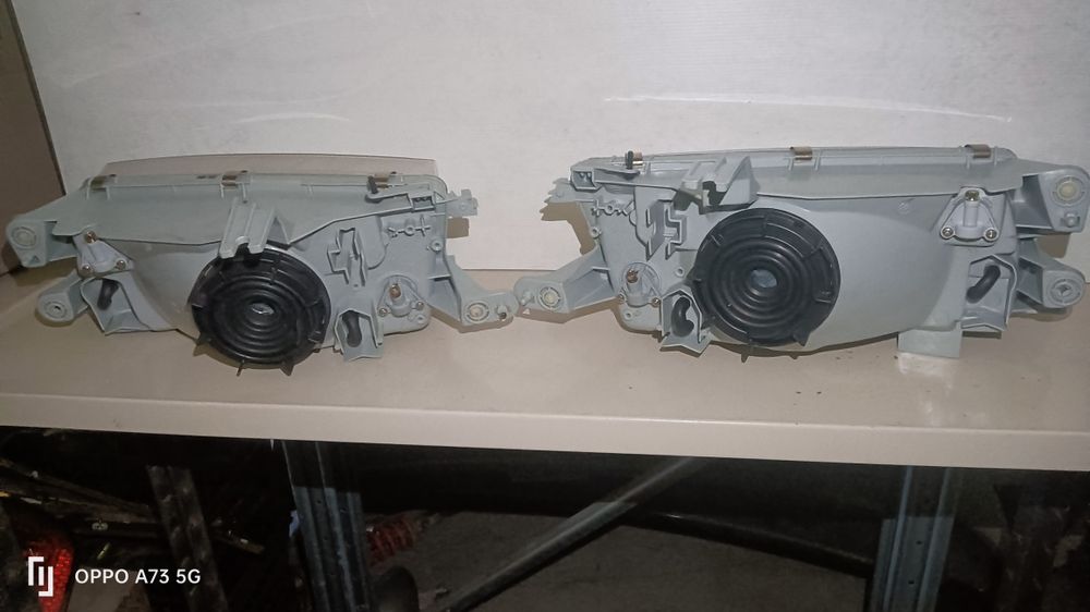 Farol Mazda 323 ótica nova óptica 1994