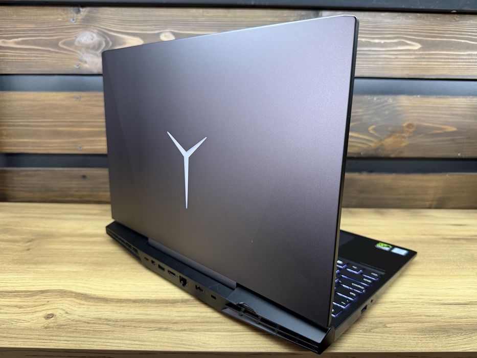 Lenovo Legion Y7000P 15,6"144Hz i7-8750H/16GB/256M2/0% зносу