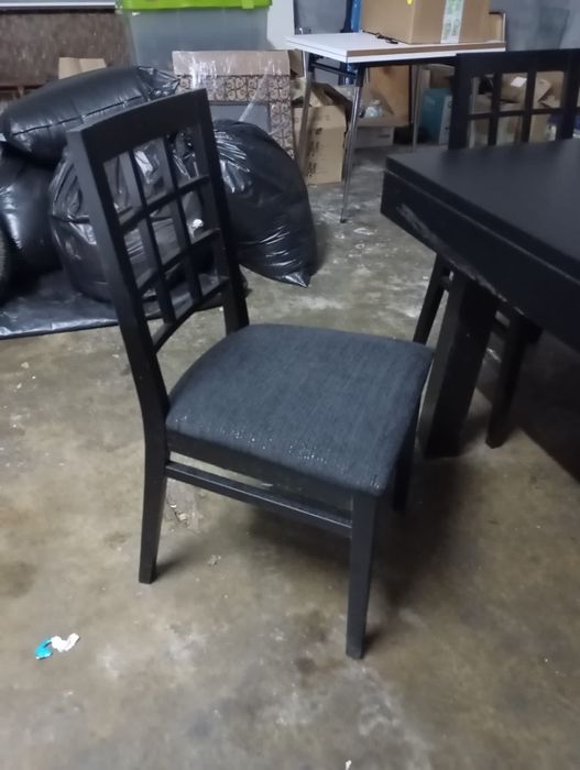 Mesa de sala e 6 cadeiras