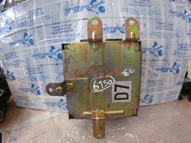 Centralina motor / ECU NISSAN Terrano I (WD21)