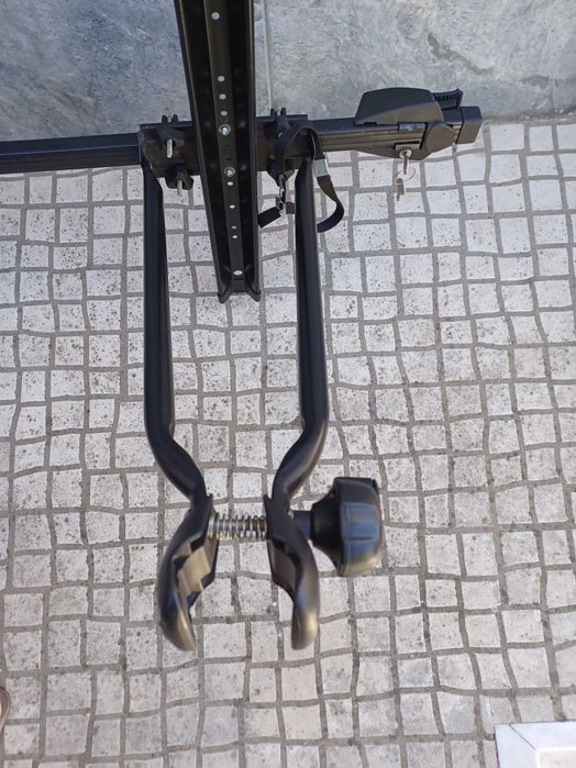 Barras de tejadilho com 2 suportes de bicicletas