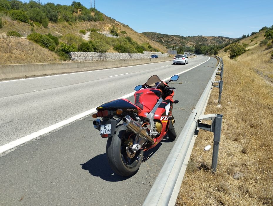 Honda RC 51  VTR SP 1 ano 2000 com 44500km.Nacional. Moto HRC.