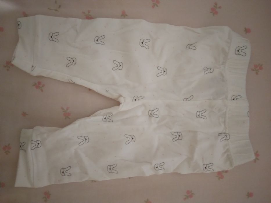 Calça de menina branca