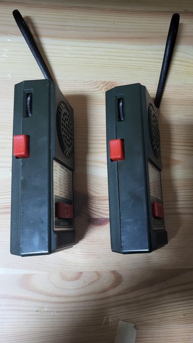 Walkie Talkie Antigos435647830116935681