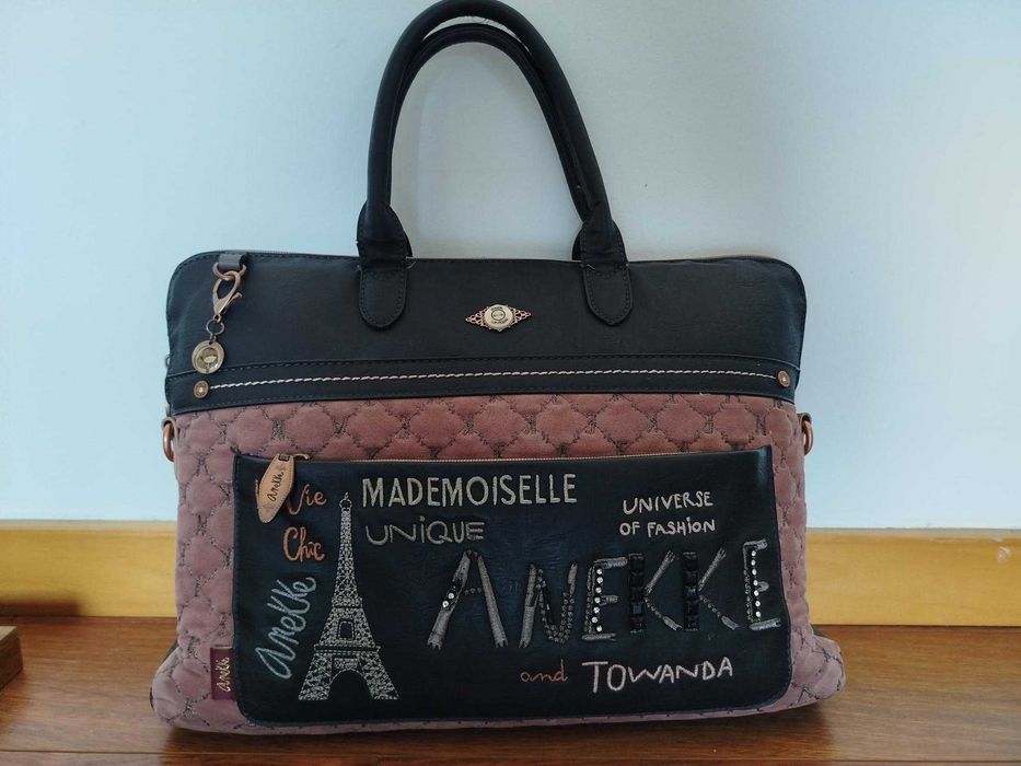 Pasta / Mala ANEKKE | Dimensões 40 cm x 30 cm x 5 cm
