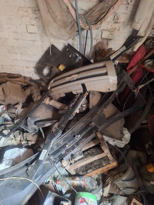 Двері шевроле нива