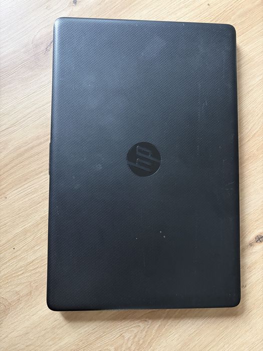 Hp model 15 db1071nb, uszkodzony