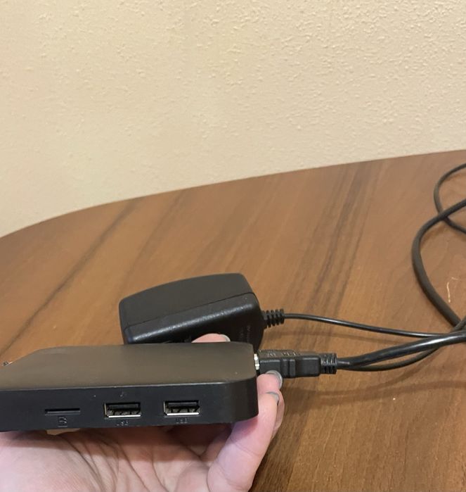 Телевизор Еленберг + приставка +кронштейн в подарок