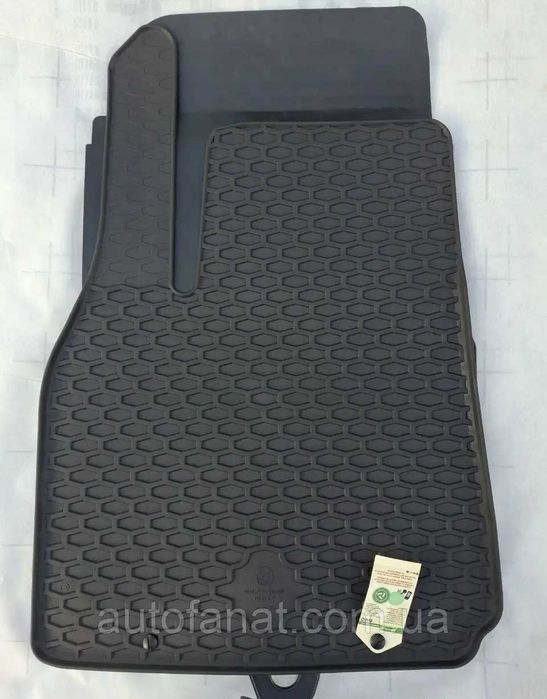 Tesla Model Y | Коврики в салон Тесла | Гумові килимки, Чехія