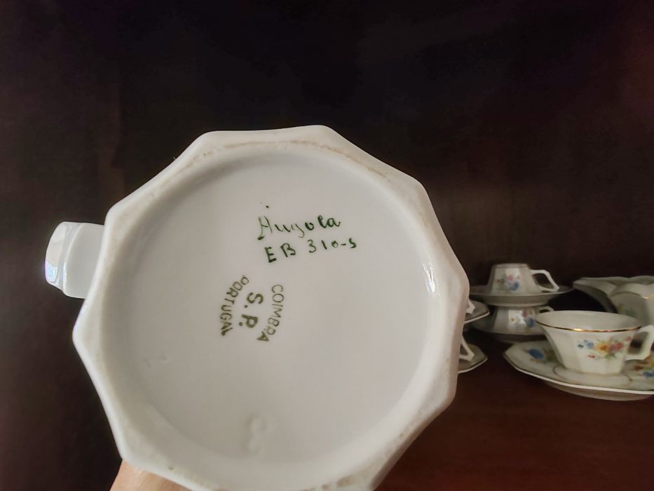 BAIXA DE PRECO - Serviço café SP Coimbra modelo Angola