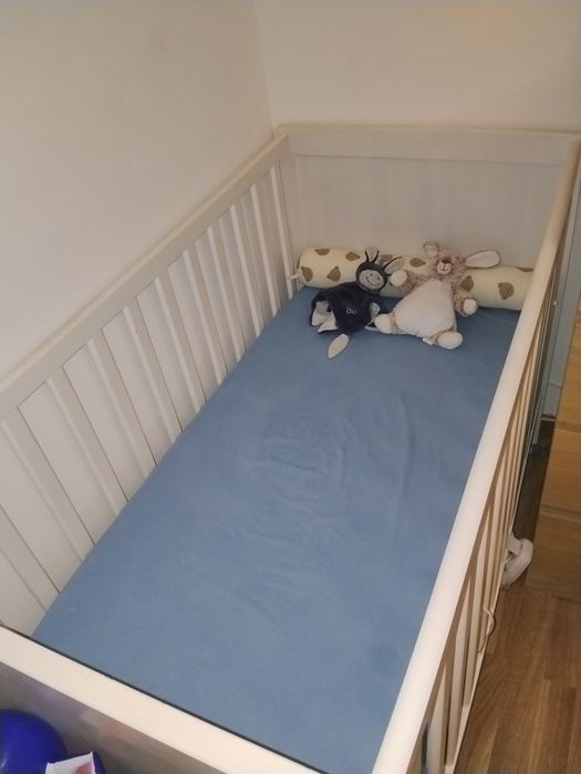 Berço IKEA SUNDVIK, branco, 60x120 cm — com colchão incluído