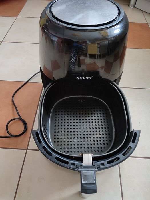 Frytownica beztłuszczowa Airfryer MALTEC8l