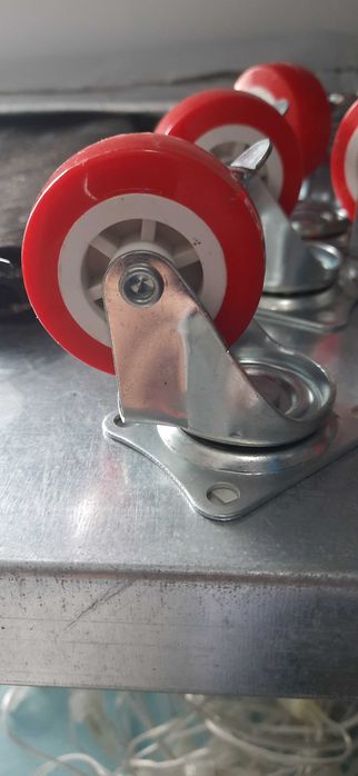 Rodinhas de aparafusar