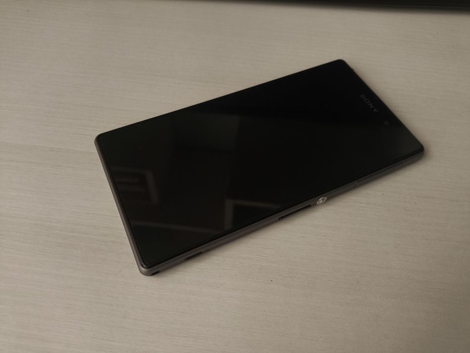 Sony Xperia Z1 мобільний телефон