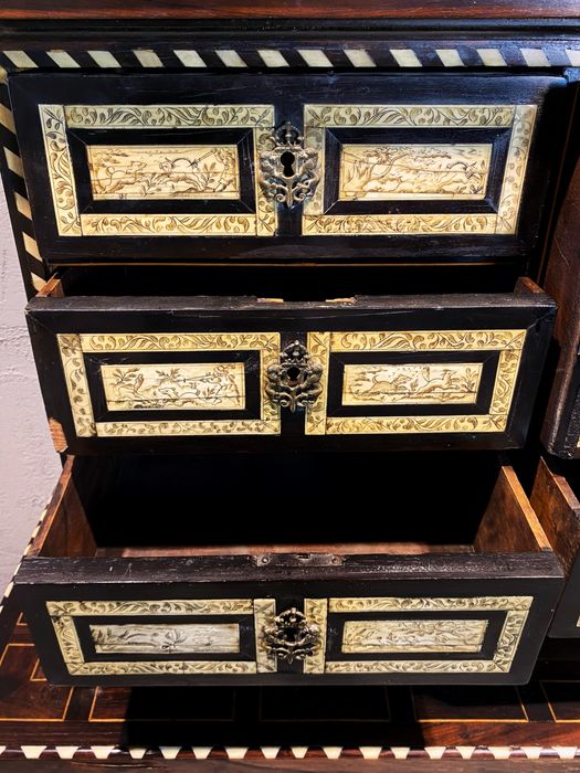 Kolekcjonerski unikatowy Kabinet barokowy XVII dzielo sztuki