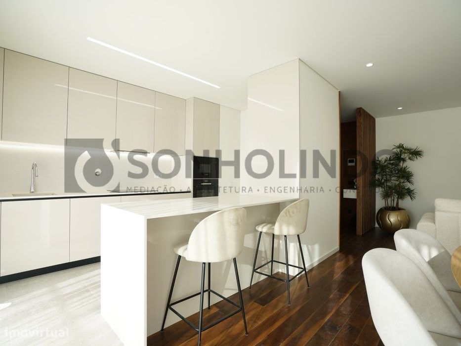 Apartamento T1 novo com varanda, exposição solar Nascente, garagem ...