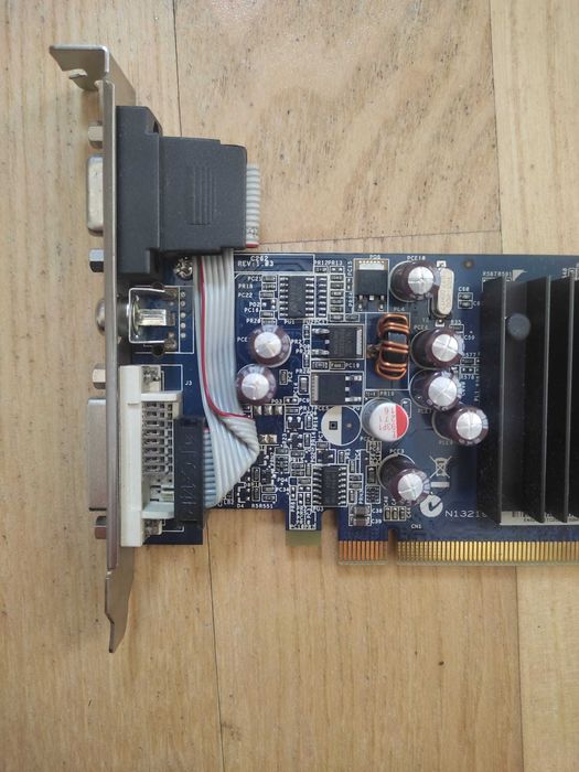 Karta graficzna ASUS EN6200LE TC256/TD/64M/A GeForce 6200 LE PCI-E