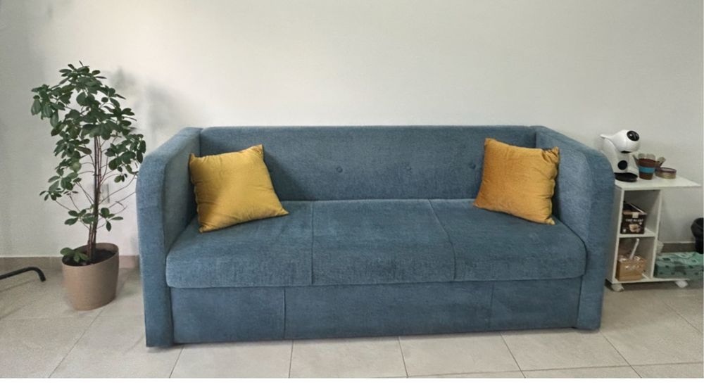 Диванчик в офіс або прихожу