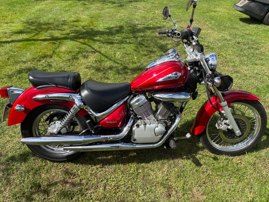 Suzuki Intruder  125