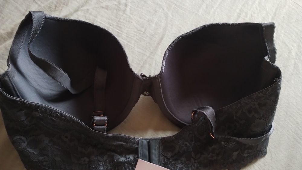 Nowy stanik savage fenty grafitowy 80D