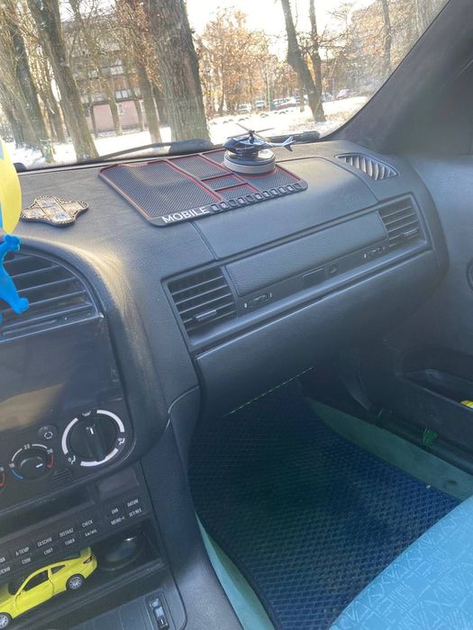 Продам Bmw E36 двигун m50b20 universal