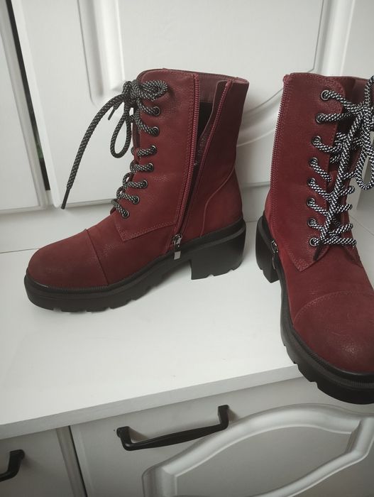 Buty damskie wysokie