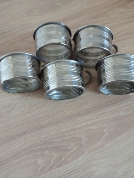 11 szt. koszyczki-uchwyty do szklanek-ze stali PRL