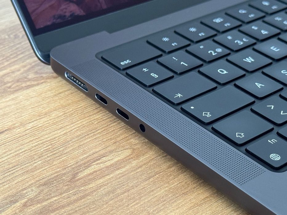 MacBook Pro 14'' | M3 Pro | 18 GB RAM | 512 GB