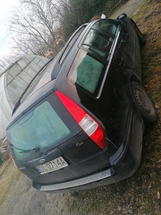 Ford Mondeo mk3/ tylna belka