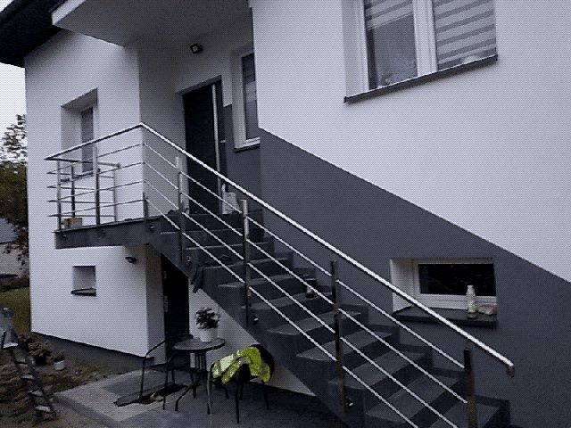 Balustrady nierdzewne szklane schody bramy