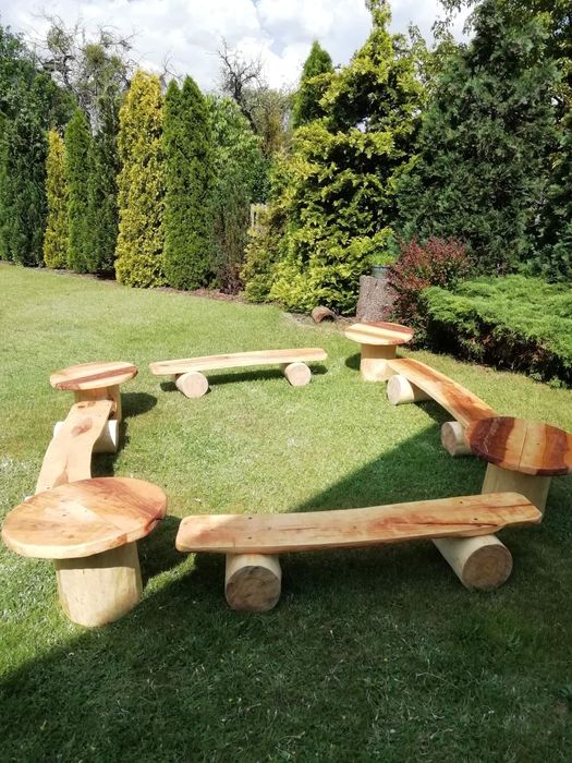 Drewniane ławki biesiadne ogrodowe - trwałe i stylowe