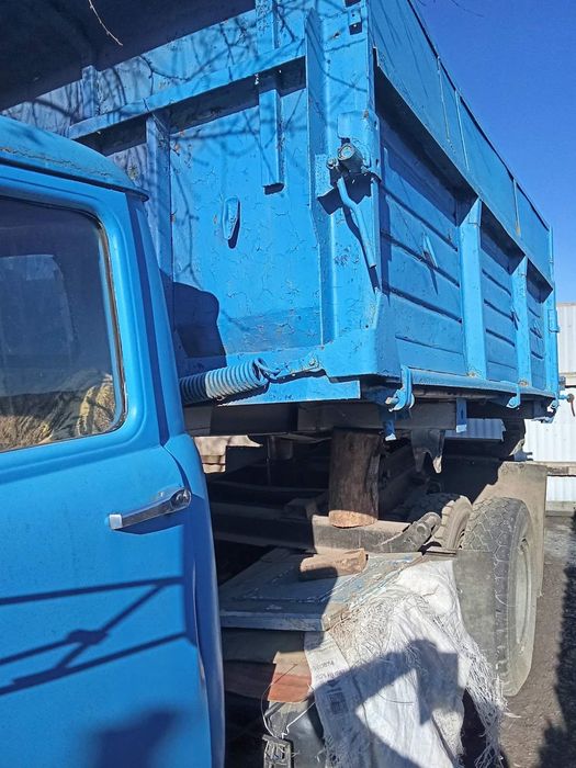 ЗІЛ 130 в доброму стані