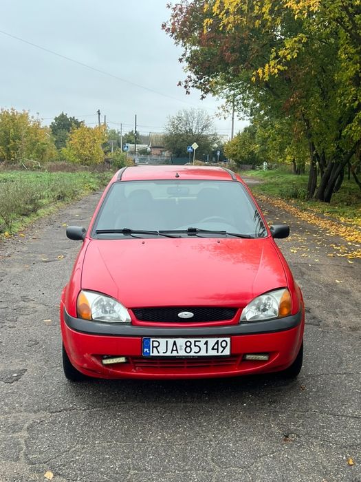 продам автомобіль Форд Фієста