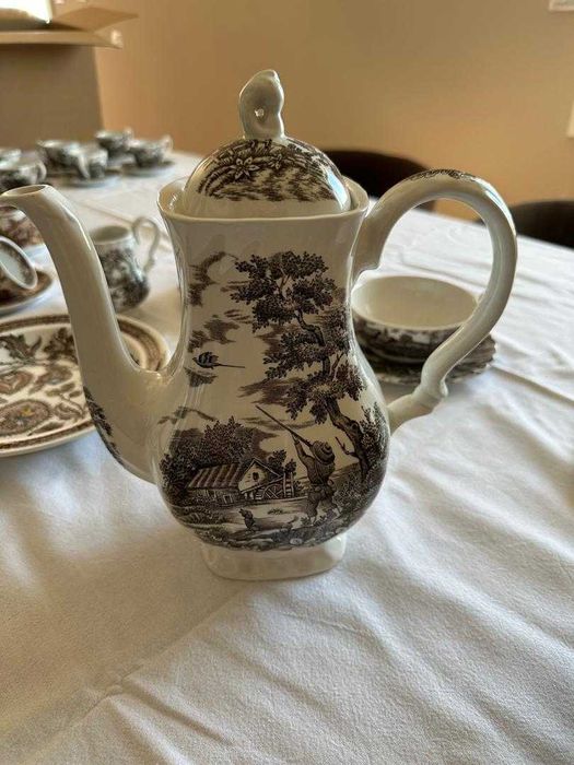 Serviço de loiça inglesa.