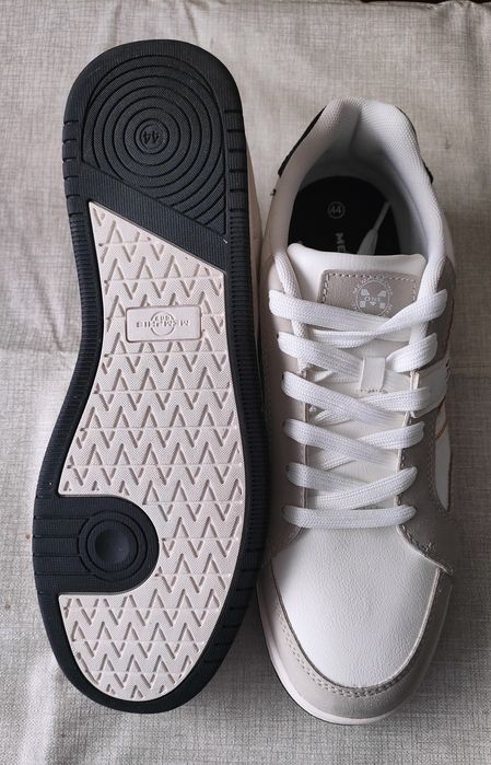 Buty sportowe rozmiar 44