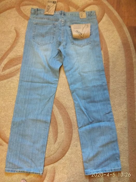 Продам джинсы новые